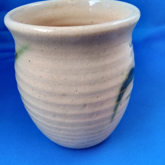 Handmade art pottery mug with blue iris design - Picture 5 of 8